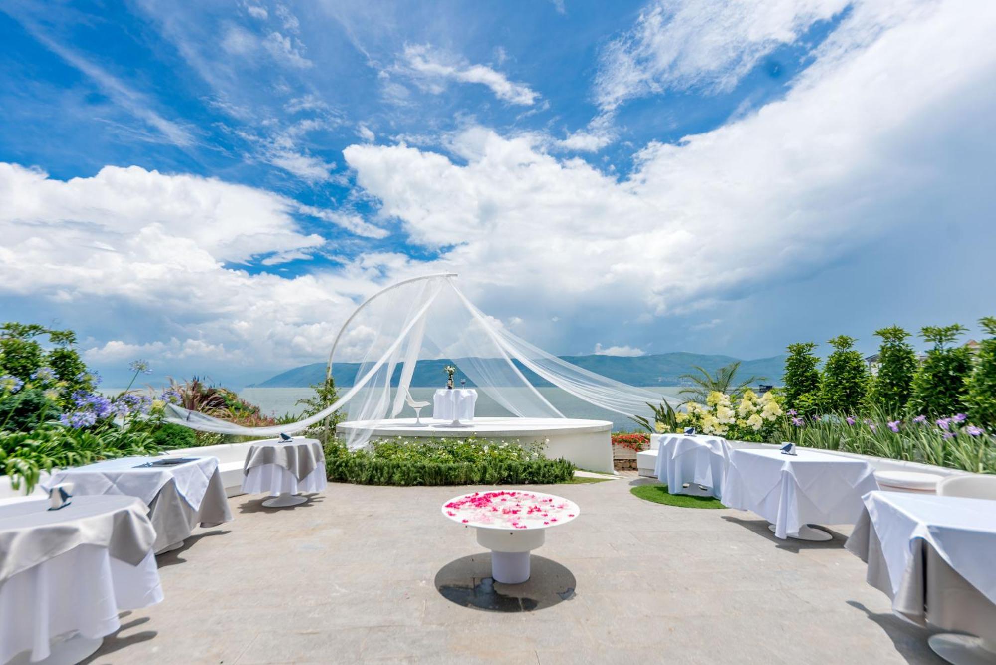 Dali Nest Secret Garden Lake View Inn Екстер'єр фото
